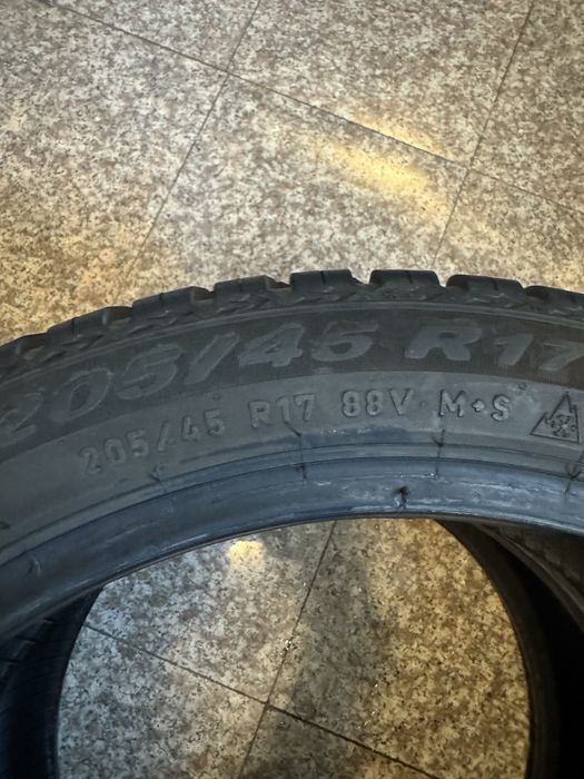 Pirelli Cinturato 205/45/17