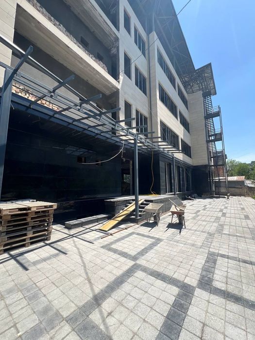 Сдаётся Здание Вдоль Дороги 1850м2 Орн Нукус,Глинка(N199)