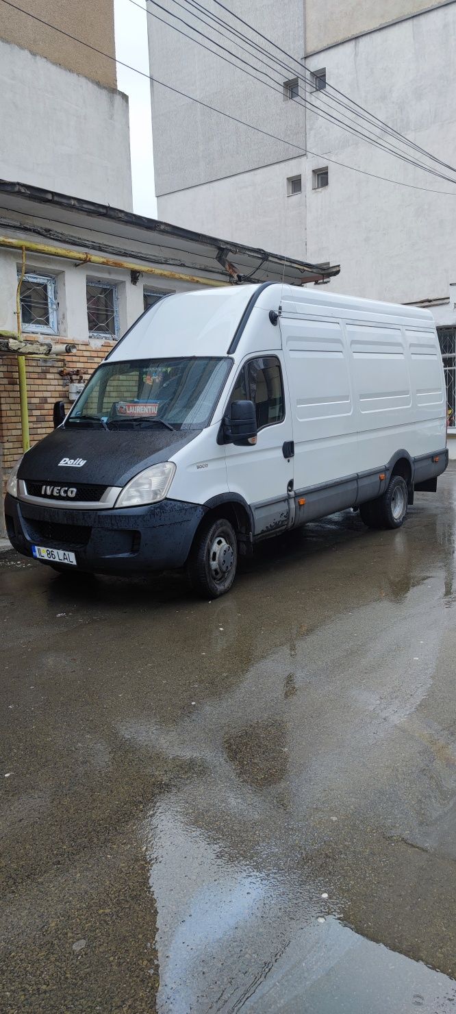 Vând Iveco Dayli