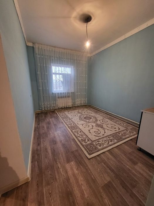 Квартира жер үй жалға бериледи.Газ. Хозянмен.Асанбай район.