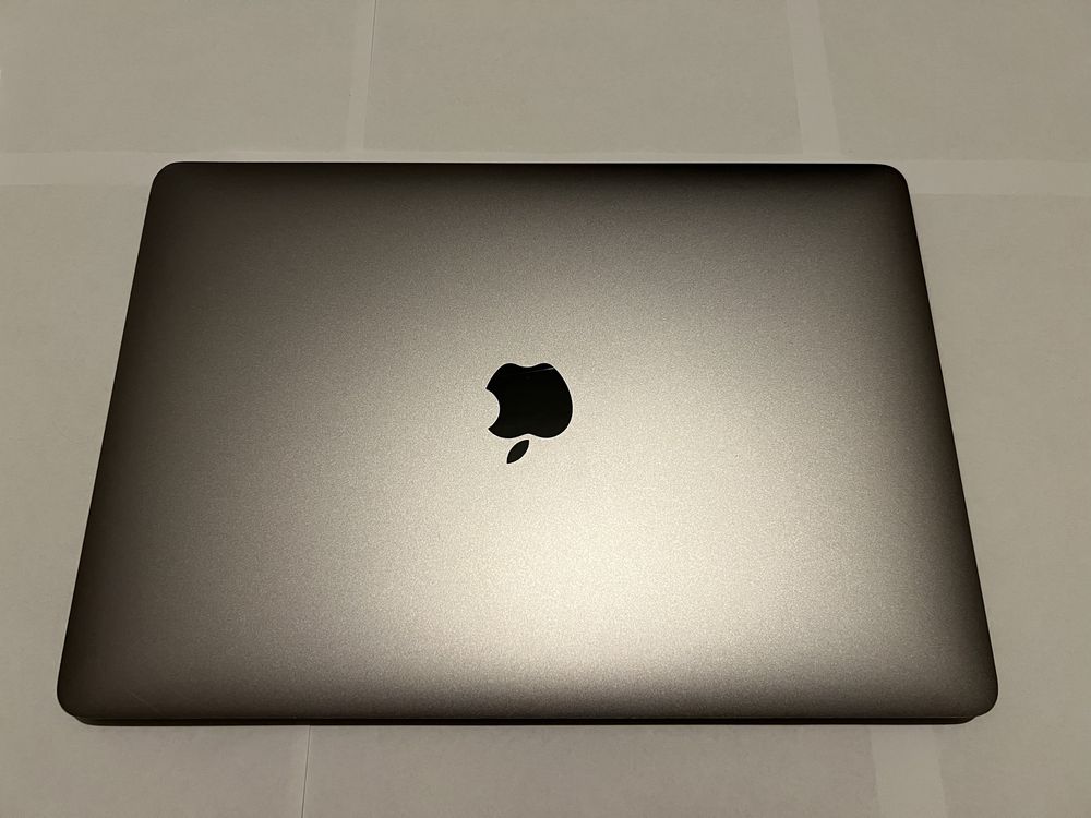 MacBook Pro 2017 16ram/256gb Touchbar