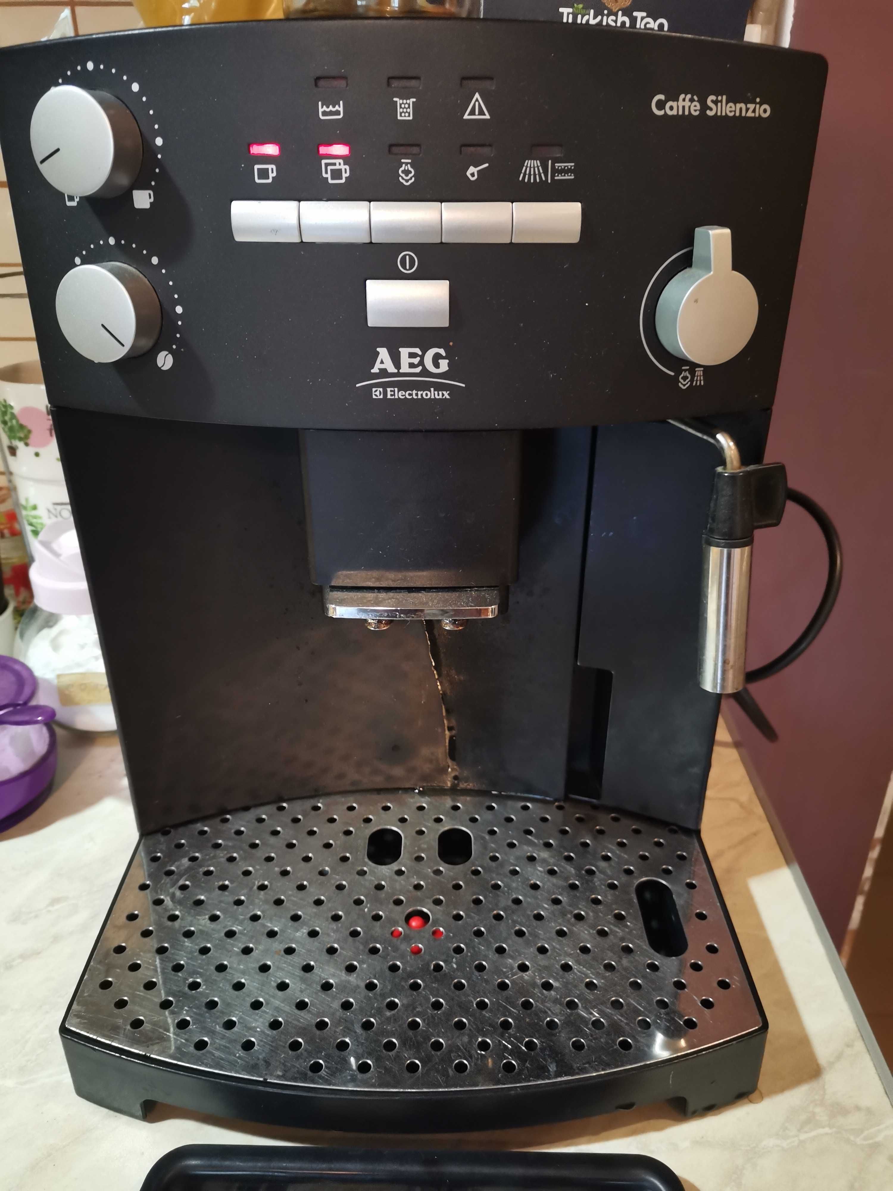 Кагемашина,робот AEG caffe silenzio