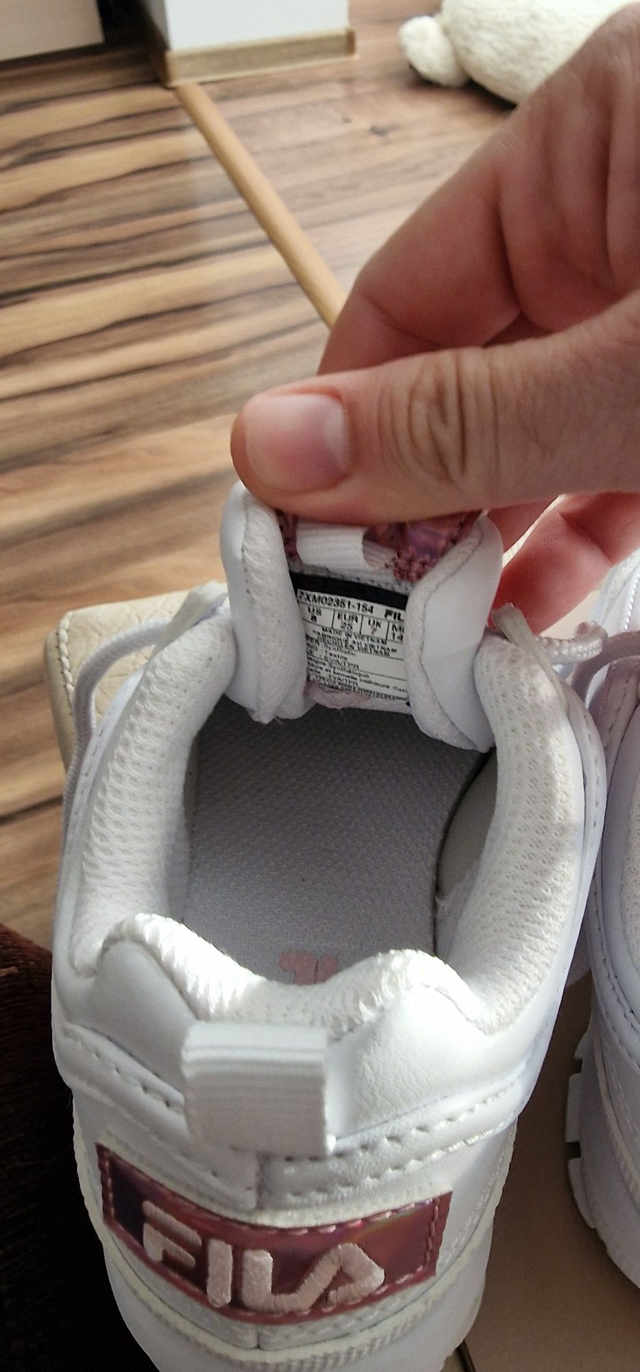 Sneakers fete FILA marime 25