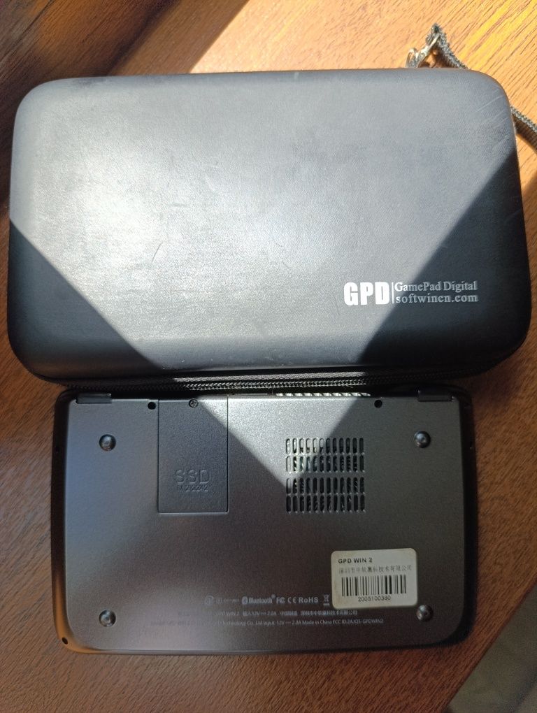 Продам GPD GamePad Digital Win 2