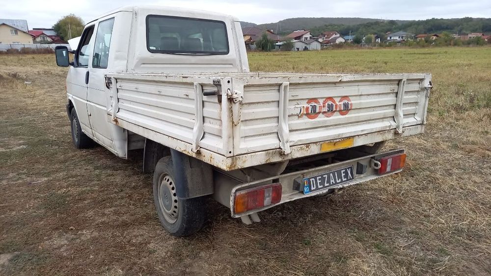 Dezmembrari Volkswagen Transporter T4 DOKA 2.5 TDI ACV