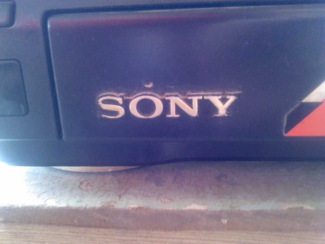 Видеомагнитафон.SONY. Corp.SLV - X37. Выпуск-80х.2Х Кассетный.SHARP.