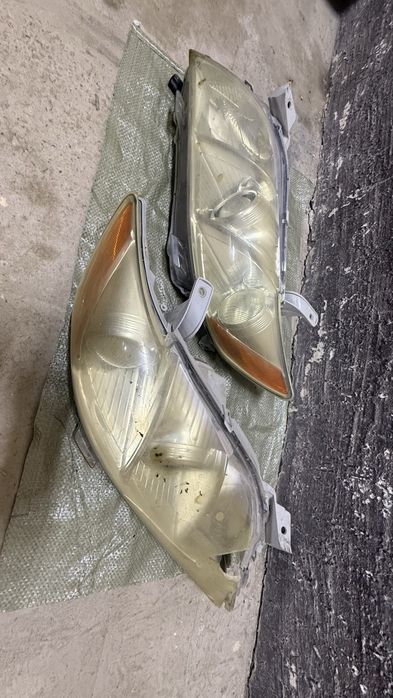 Фары от камри 40