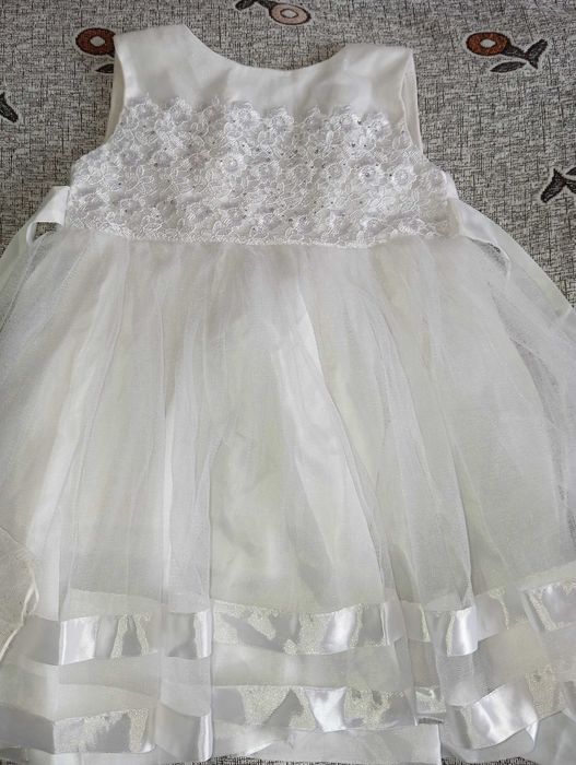 Платья праздничное