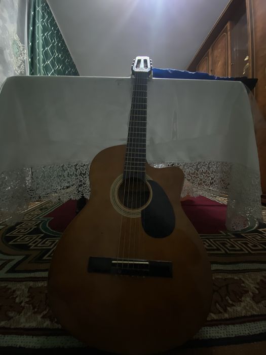 Аккустическая гитара