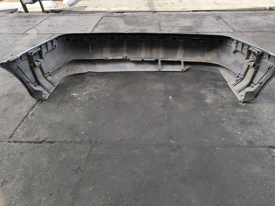 Продам бампер на БМВ е39