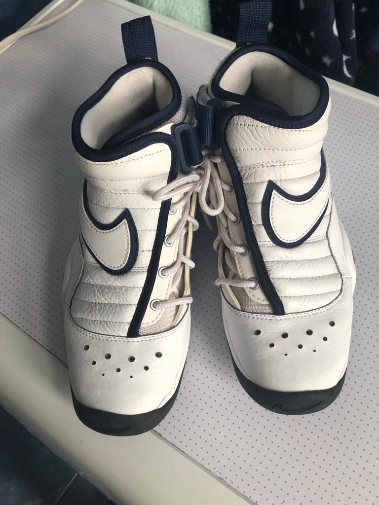 Nike Shake NDestruct