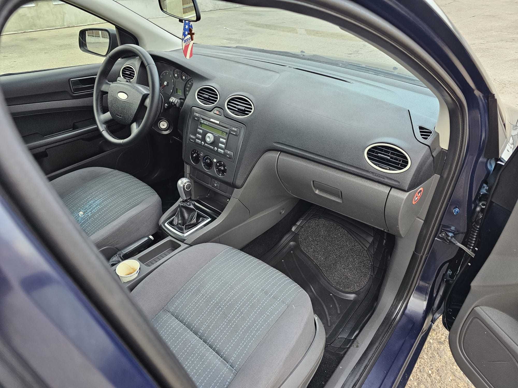 Ford focus - 1.4 benzina - full option