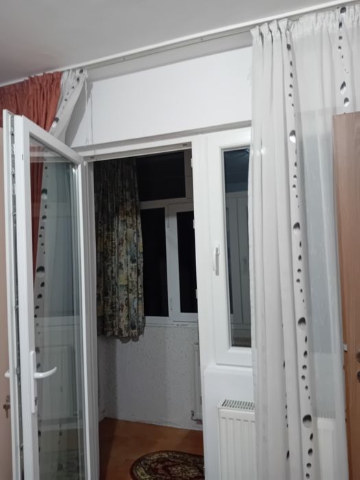 Inchiriez apartament 3 camere, Bacău, Milcov 122