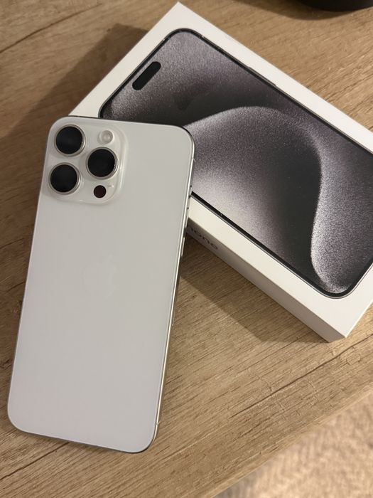 Iphone 15 pro Max 256 white titanium