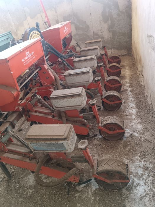 Редова сеялка 6 редова