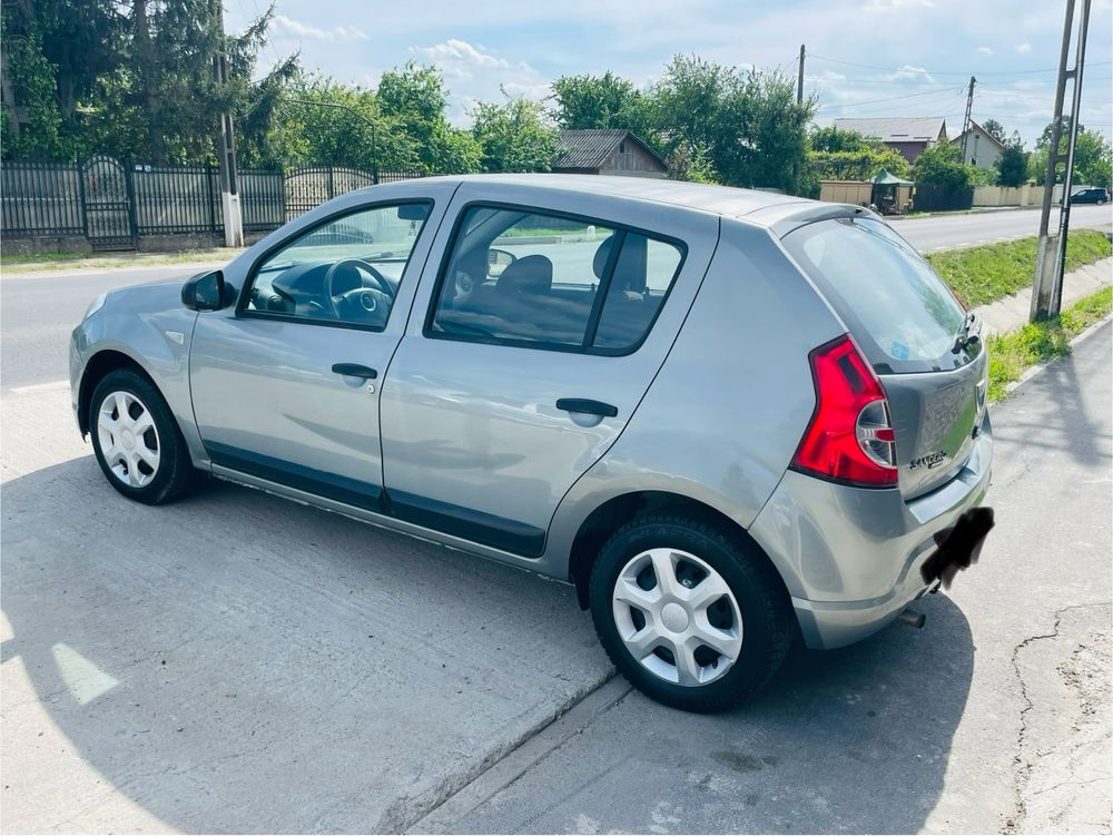 Dacia Sandero 2010