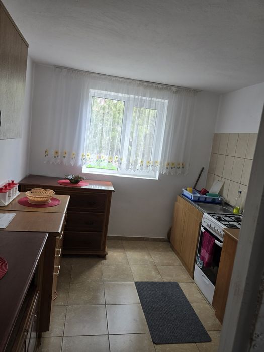 Închiriez casă sau camere individuale – Techirghiol, zonă liniștită