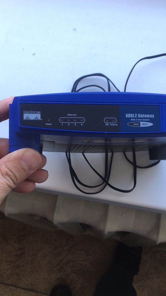 Продам Linksys ADSL2 Gateway with 4-Port Switch