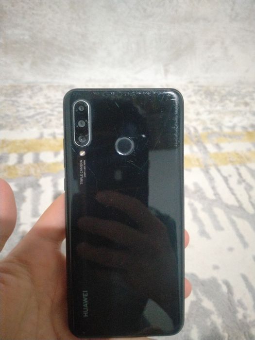 Хуавей п30 lite телефон