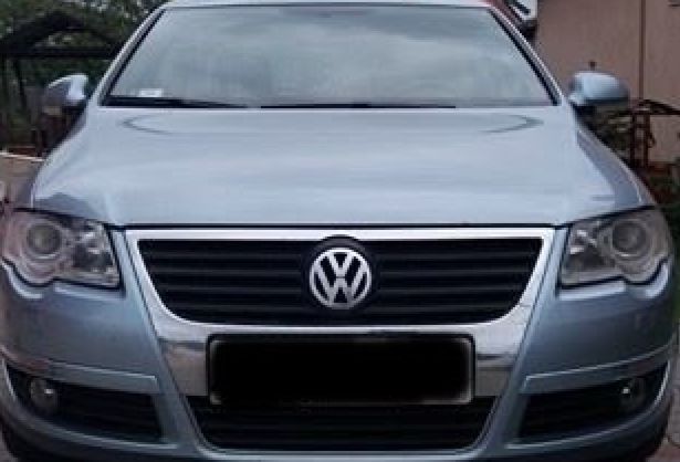 Dezmembrez Volkswagen Passat B6  1.9 TDI din 2006 volan pe stanga