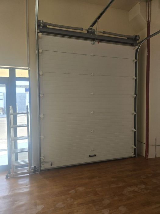 Автоматик дарвозалар, секционные ворота,  рольставни, шлагбаум, пергол