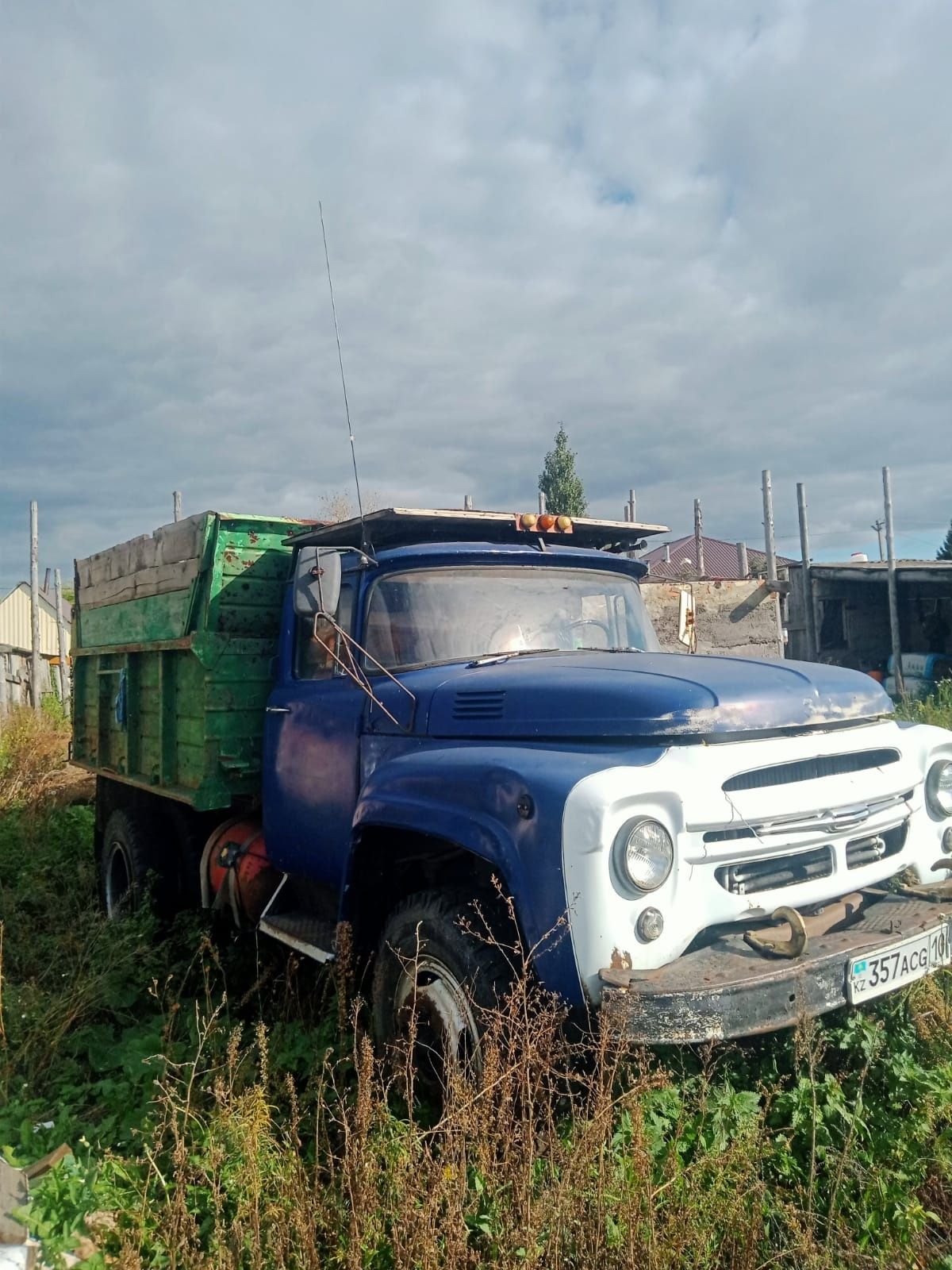 Продам ЗИЛ 130 .