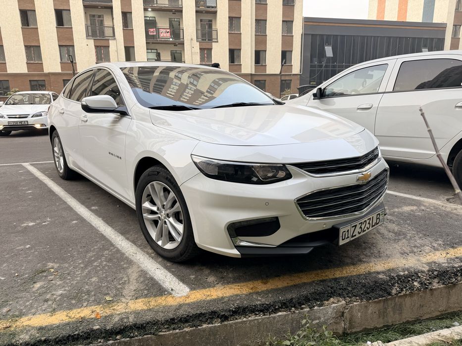 Malibu 2  2.4 матор (2018) белый