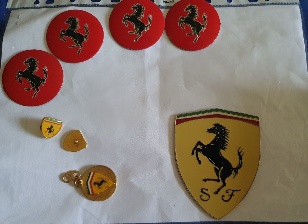 Emblema auto Ferrari