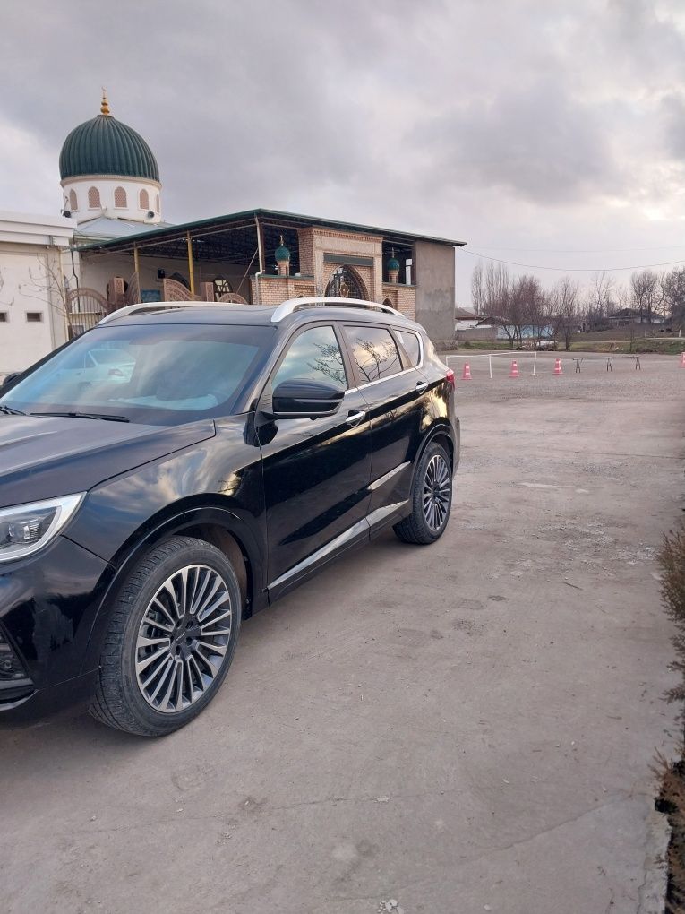 JETOUR x70 full sotiladi