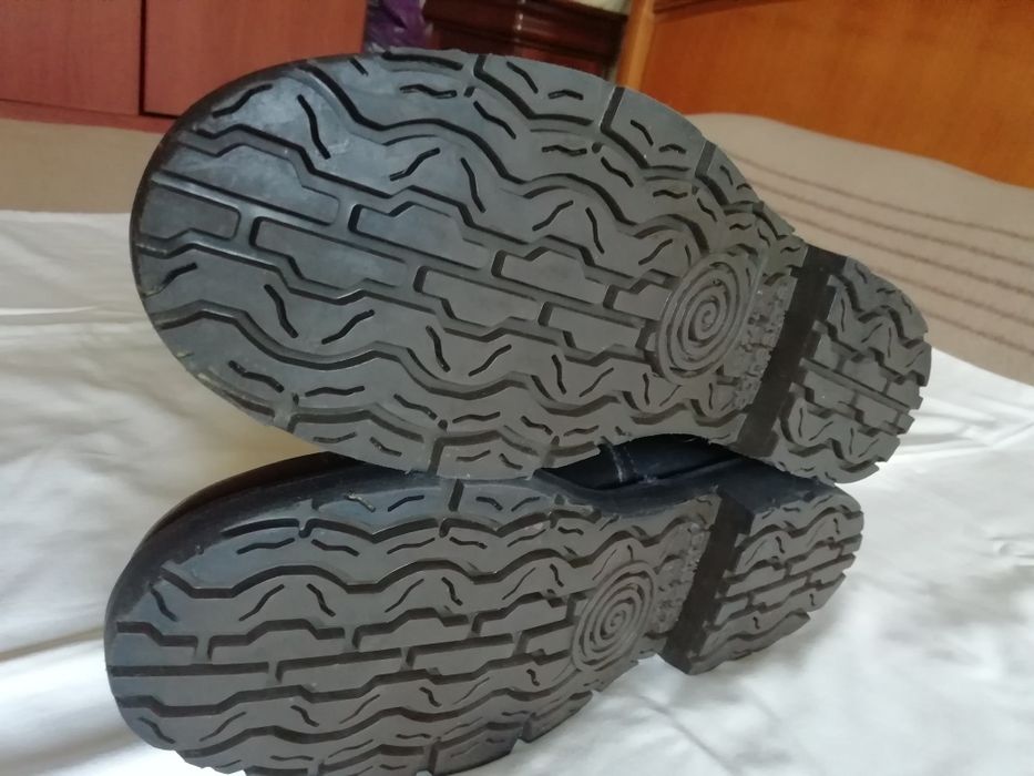 Cizme piele ALPINESTARS nr. 41 - noi