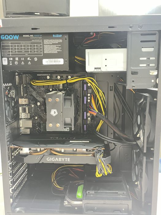 Gigabyte RX5600 XT 6Gb