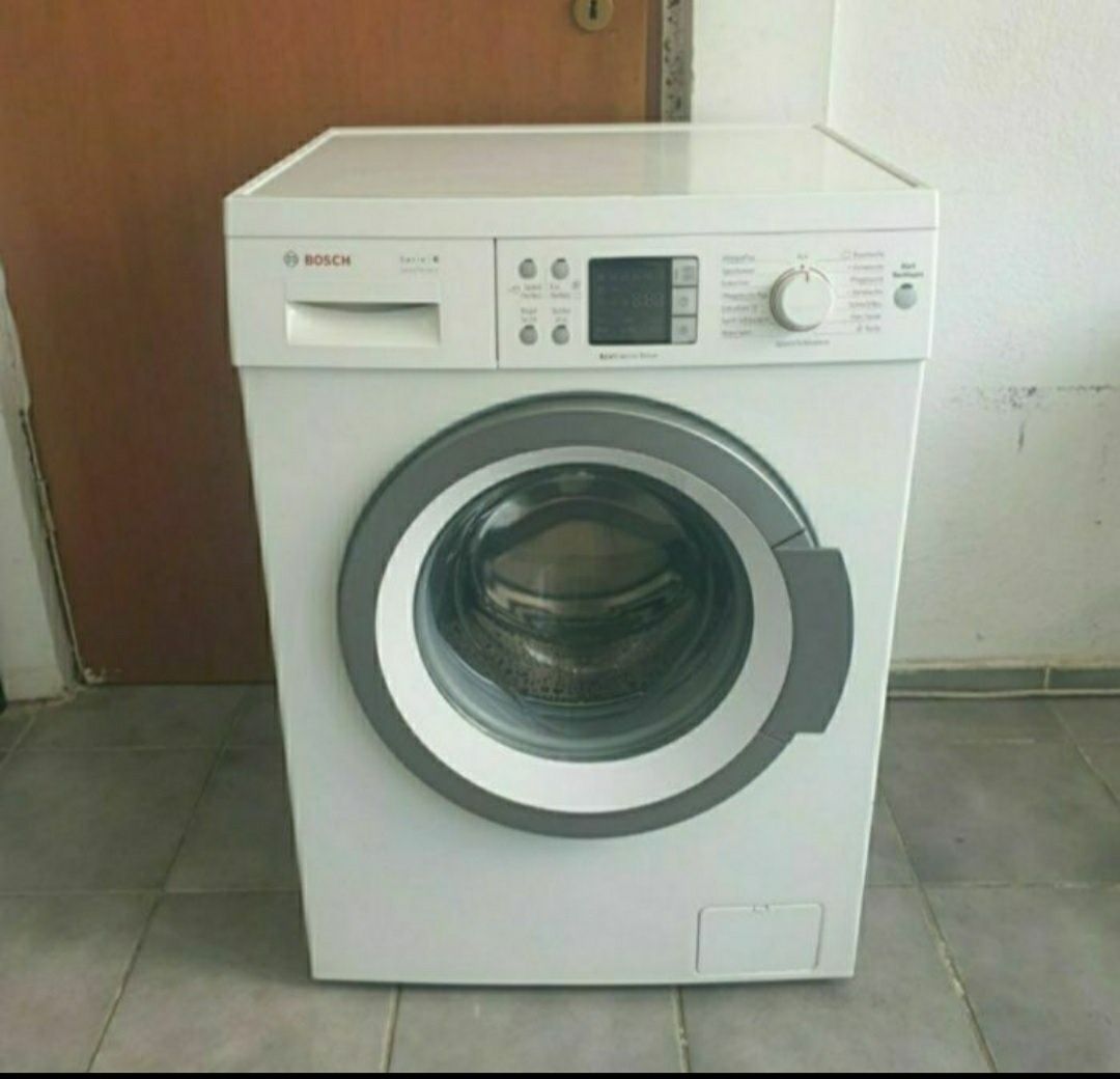 LICHIDARE DE STOC.  Masina de spălat rufe Bosch  wae 65313