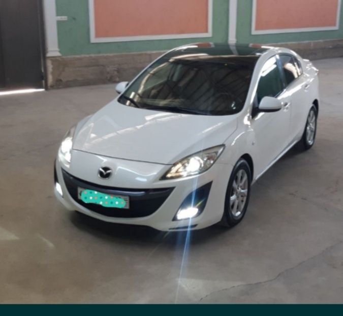 MAZDA 3 Full 2011 Sotiladi Tayyor kiriditi bor