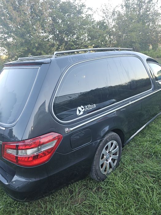 Dric funerar Mercedes E 220