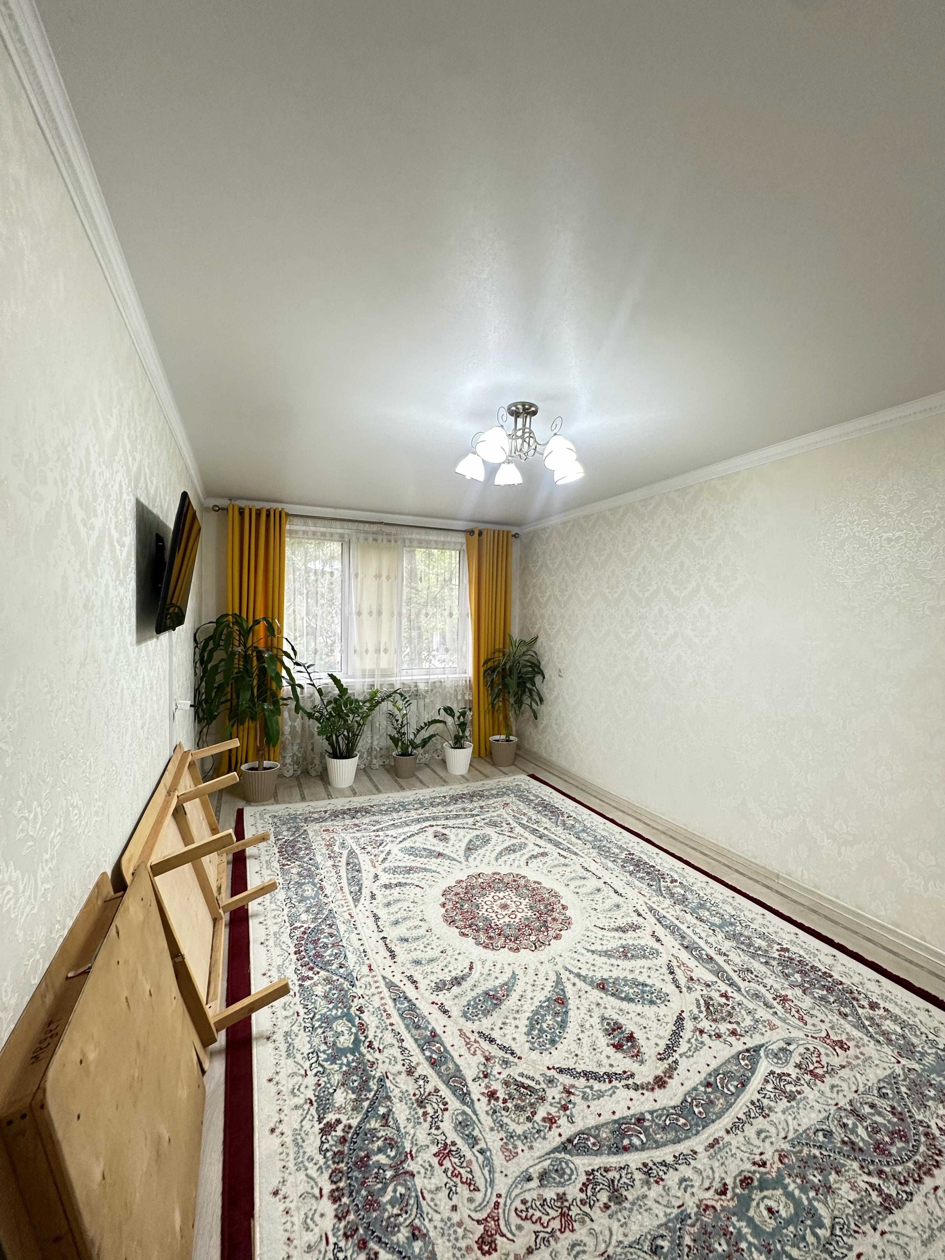 продается 2ком квартира 11 мкр