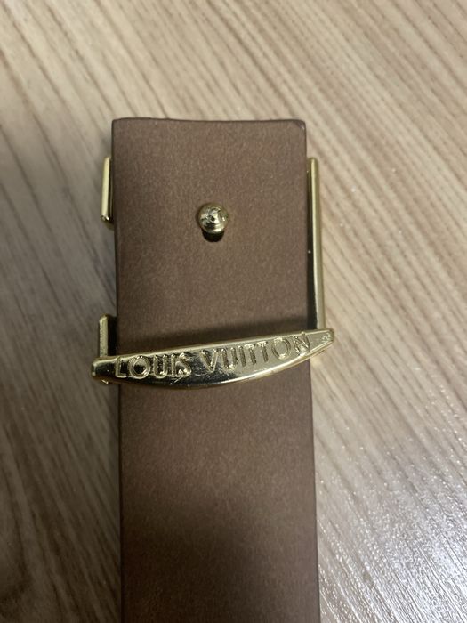 Vând Curea Louis Vuitton