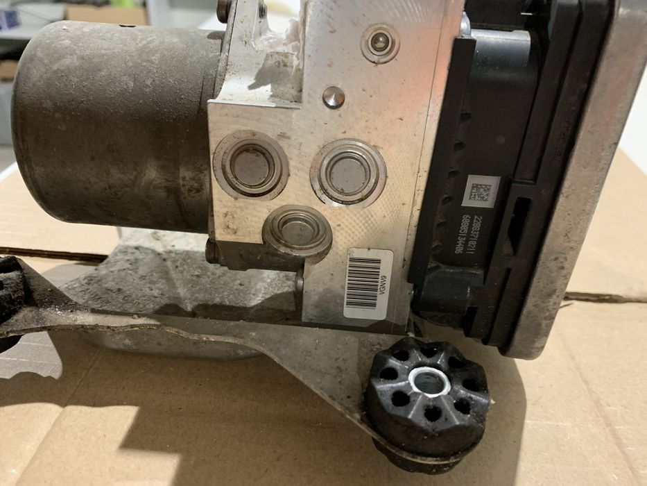 Pompa dsc plusBMW g01 g02 g20 g05 g07 g06 G11 g12 g30 g31 cu distronic