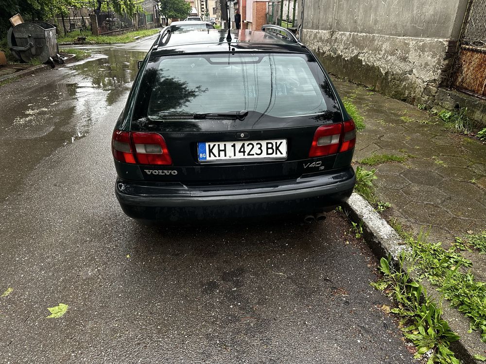 Волво в40 2.0 бензин на части