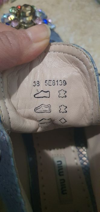 Vand adidasi Miumiu marimea 38