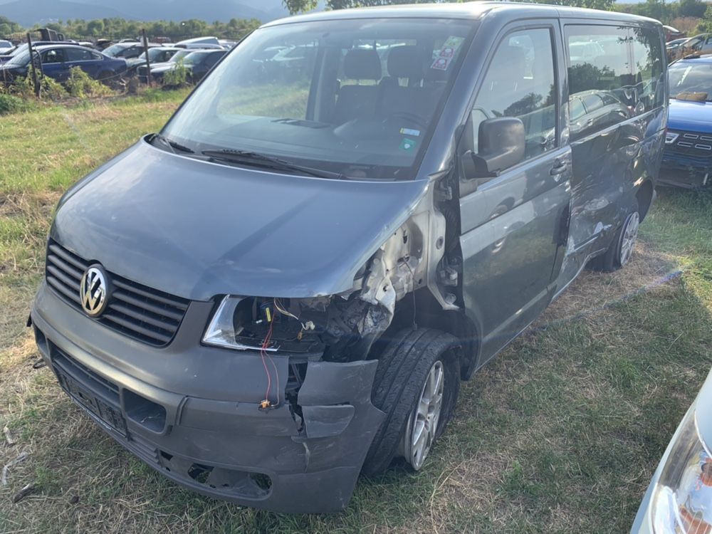 НА ЧАСТИ! VW Transporter T5 2.5 TDI Volkswagen 131 кс. теглич BNZ