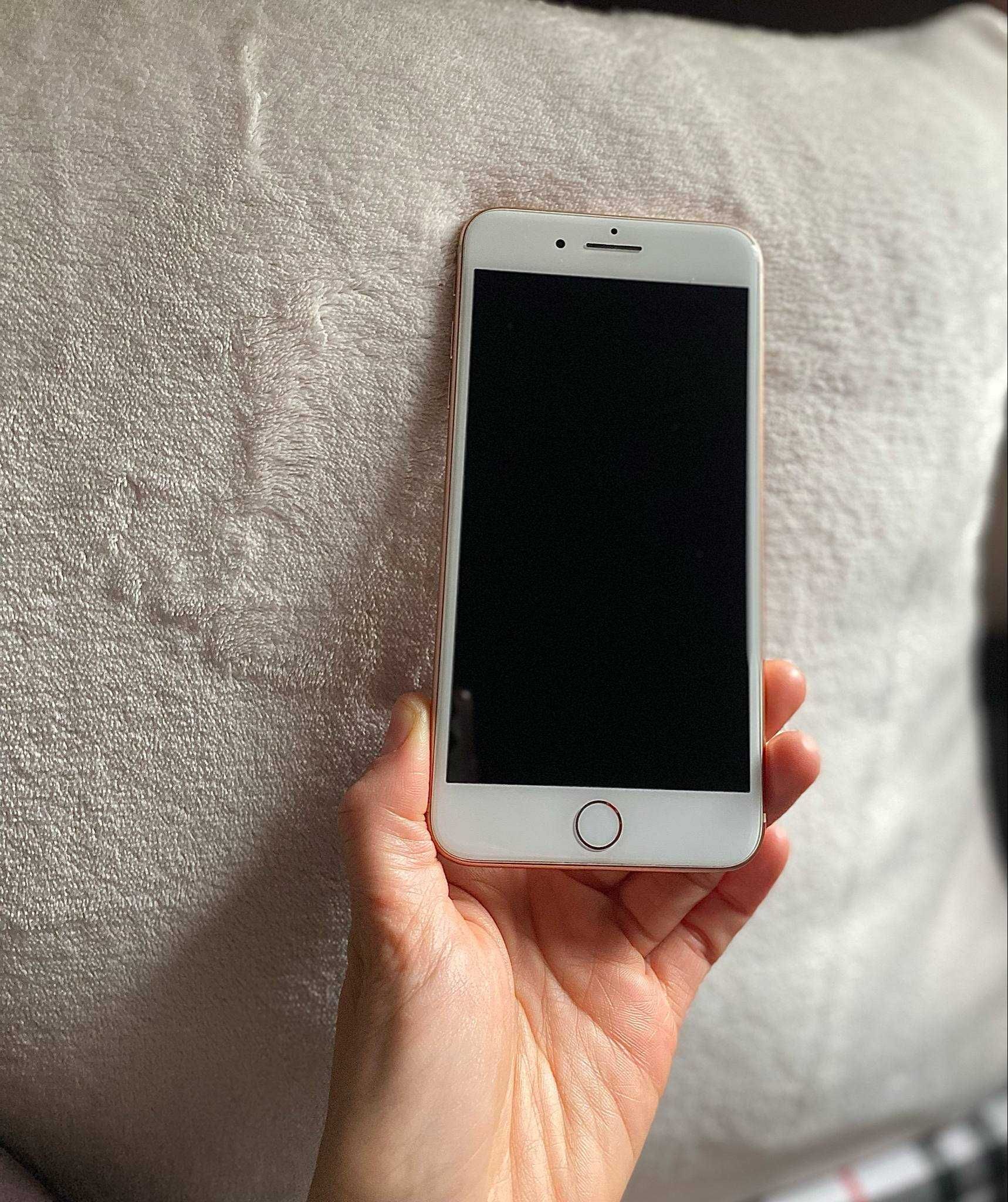 iPhone 8 Plus 128GB Rose Gold ПЕРФЕКТЕН