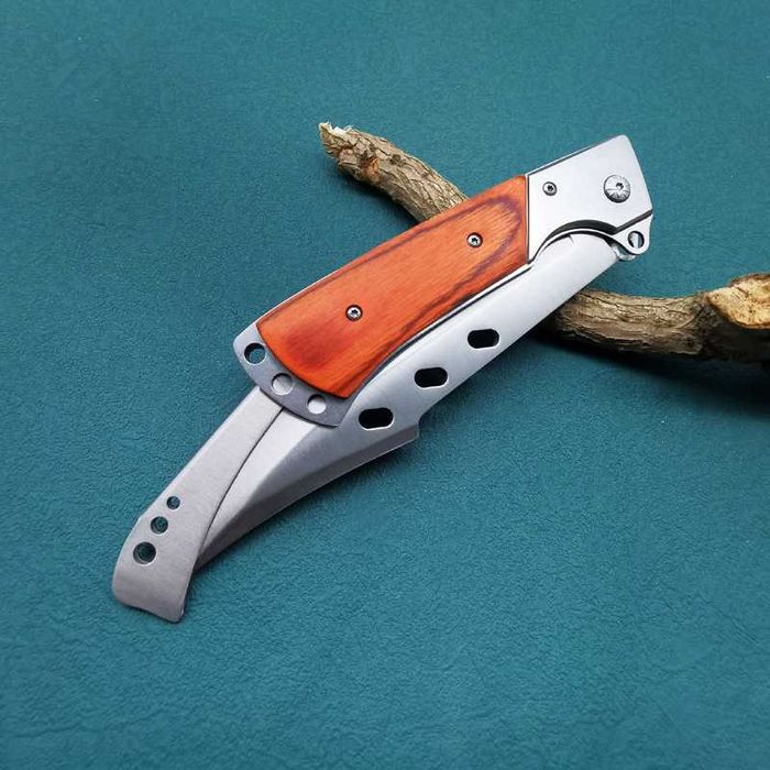 Briceag Cutit pliabil cu prelungire,otel inoxidabil USA, teaca inclusa