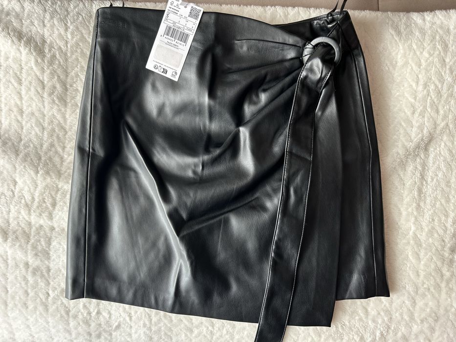 Кожена пола Mango