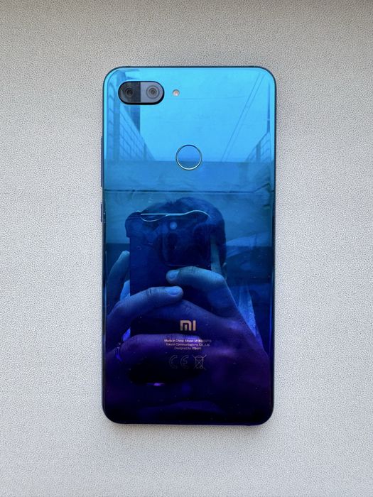 Продаю Xiaomi Mi 8 Lite!