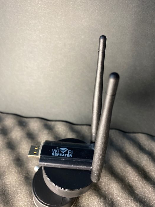 Repetitor WiFi de Putere Mare cu USB - Extensor Fără Fir cu Raza Lungă