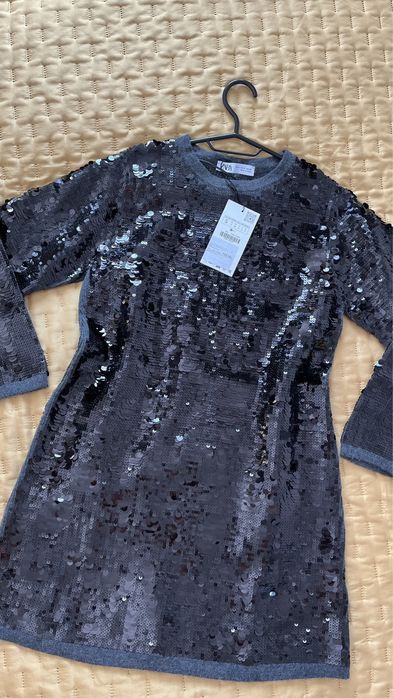 Zara Дамски красива рокля с пайети