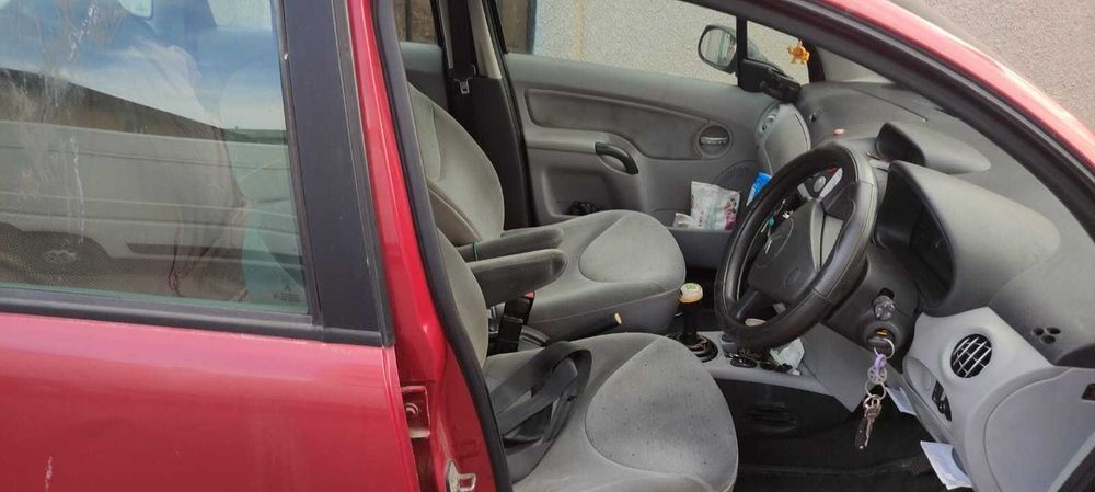 Citroen C3 Rosu pentru piese