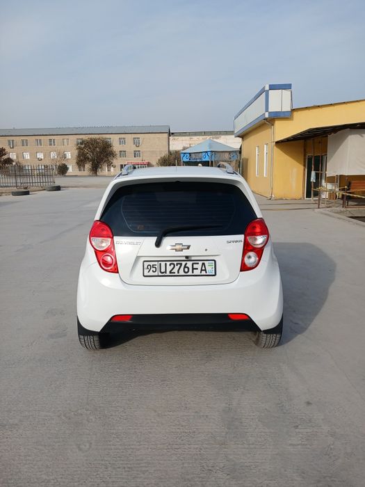 Chevrolet Spark sotiladi