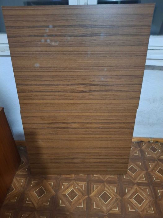 Разтегателна маса