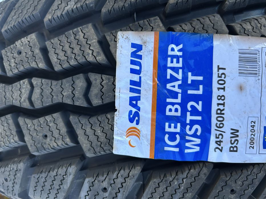 Чисто Нови Зимни гуми 245/60/18